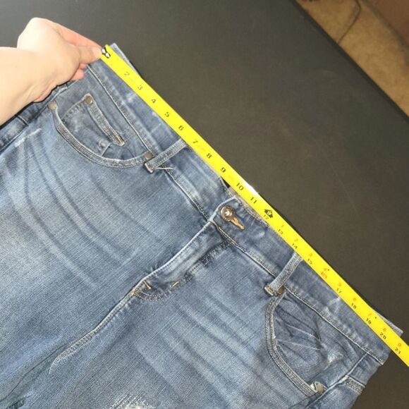 Torrid Bombshell Skinny High Rise Destructed Jeans 22 - Picture 8 of 12